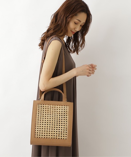 NATURAL BEAUTY BASIC（ナチュラルビューティーベーシック）の「バンブーバスケットコンビトート（トートバッグ・レディース・ブラック/ベージュ・ﾌﾘ-）」の16枚目の写真