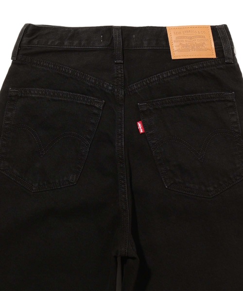 Levi's（リーバイス）の「HIGH LOOSE BERMUDA SHORT TAKE IT SLOW（デニムパンツ・レディース・ブラック・25inch/23inch/24inch/26inch/27inch/28inch/29inch）」の8枚目の写真
