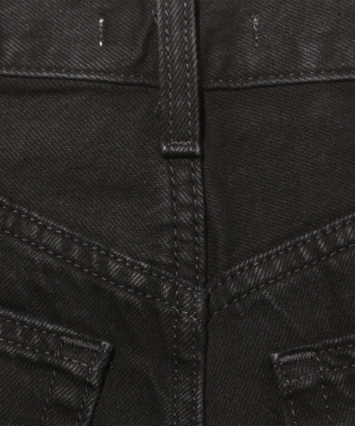 Levi's（リーバイス）の「HIGH LOOSE BERMUDA SHORT TAKE IT SLOW（デニムパンツ・レディース・ブラック・25inch/23inch/24inch/26inch/27inch/28inch/29inch）」の9枚目の写真