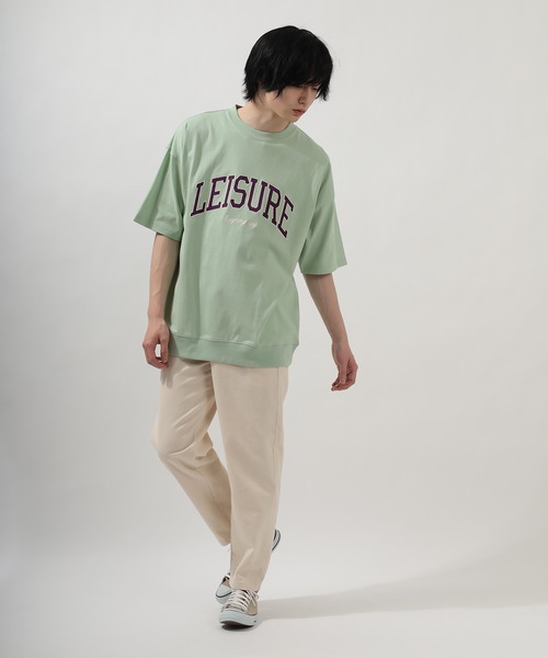 SlashDate(スラッシュデイト)の「カレッジロゴ刺繍プリント半袖Tシャツ/アーチロゴ/オーバーサイズ/ユニセックス/LEISURE(Tシャツ/カットソー・レディース・ブラック/ミント/ダークブルー/グレイッシュベージュ・M/L/XL)」の6枚目の写真