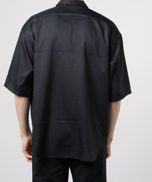 WEGO（ウィゴー）の「WEGO/グラフィックアートビッグシルエット半袖シャツ（シャツ/ブラウス・メンズ・ブラック/パープル/グレー/グリーン・MEDIUM/LARGE）」の9枚目の写真