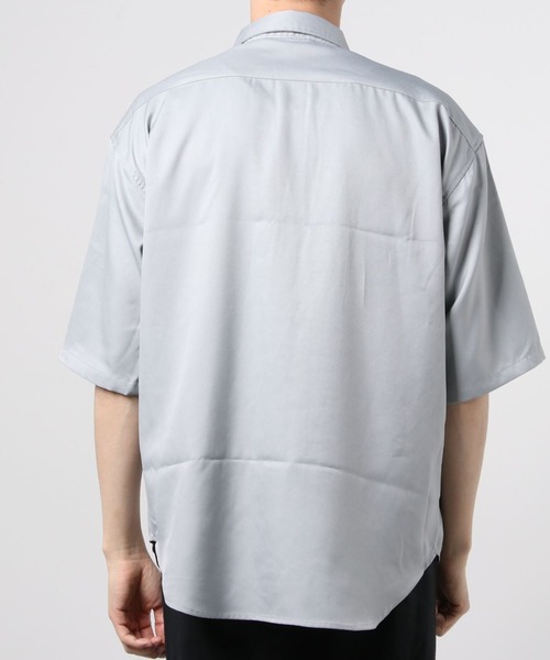 WEGO（ウィゴー）の「WEGO/グラフィックアートビッグシルエット半袖シャツ（シャツ/ブラウス・メンズ・ブラック/パープル/グレー/グリーン・MEDIUM/LARGE）」の7枚目の写真