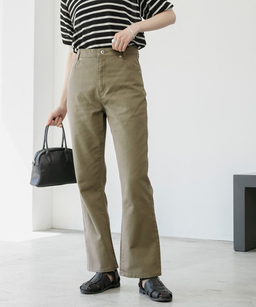 BONLECILL（ボンルシール）の「ハイウエスト ツイルカラー フレアパンツ（デニムパンツ・レディース・ブラック/ブラウン/ブルー/ホワイト/オフホワイト/ダークベージュ/ネイビー/オリーブ・S/L/M）」の6枚目の写真