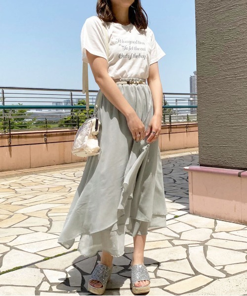 apres jour（アプレジュール）の「かさねデザインボリュームスカート【ZOZOTOWN限定アイテム】（スカート・レディース・ライトグレー/ブラック/オフホワイト/グレイッシュベージュ・X-LARGE/フリー）」の6枚目の写真
