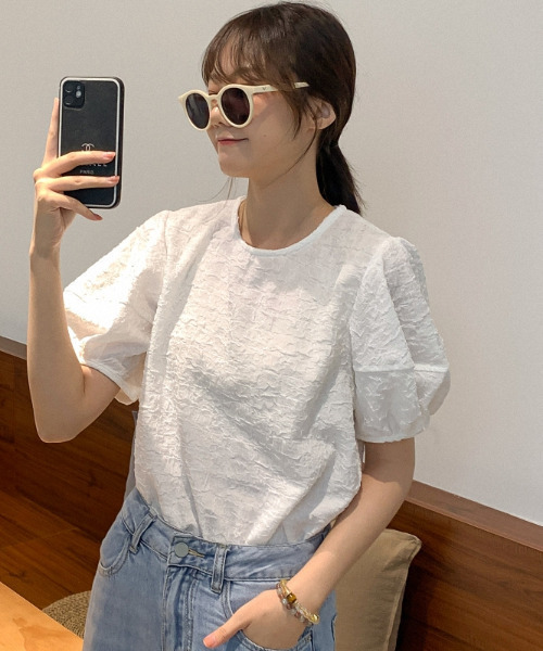 emi+(エミプラス)の「ボリュームスリーブブラウス(シャツ/ブラウス・レディース・ホワイト/イエロー/ブルー・FREE)」の15枚目の写真