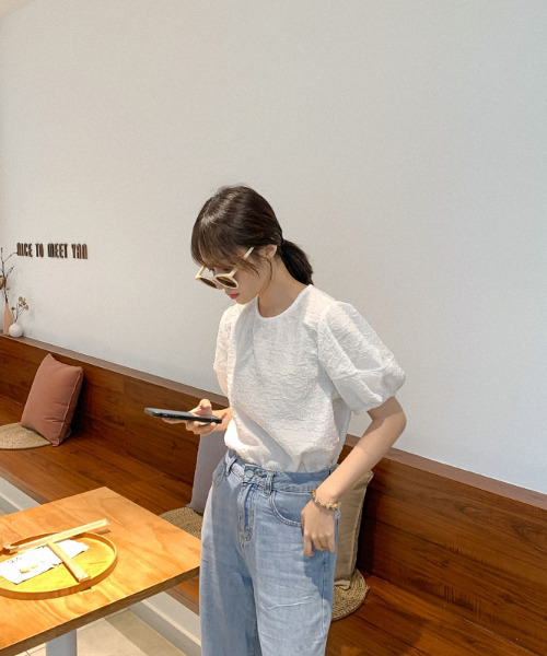 emi+(エミプラス)の「ボリュームスリーブブラウス(シャツ/ブラウス・レディース・ホワイト/イエロー/ブルー・FREE)」の17枚目の写真