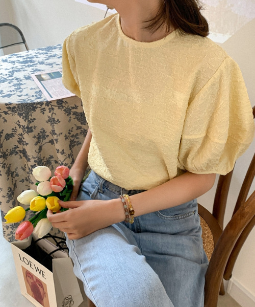 emi+(エミプラス)の「ボリュームスリーブブラウス(シャツ/ブラウス・レディース・ホワイト/イエロー/ブルー・FREE)」の4枚目の写真