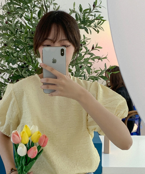 emi+(エミプラス)の「ボリュームスリーブブラウス(シャツ/ブラウス・レディース・ホワイト/イエロー/ブルー・FREE)」の10枚目の写真