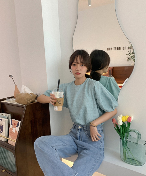 emi+(エミプラス)の「ボリュームスリーブブラウス(シャツ/ブラウス・レディース・ホワイト/イエロー/ブルー・FREE)」の8枚目の写真