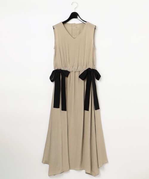 GRACE CONTINENTAL(グレースコンチネンタル)の「【LIFE STYLE WEAR】サテンイージードレス(ワンピース・レディース・ベージュ・36)」の1枚目の写真