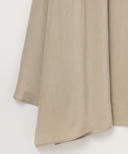 GRACE CONTINENTAL(グレースコンチネンタル)の「【LIFE STYLE WEAR】サテンイージードレス(ワンピース・レディース・ベージュ・36)」の7枚目の写真