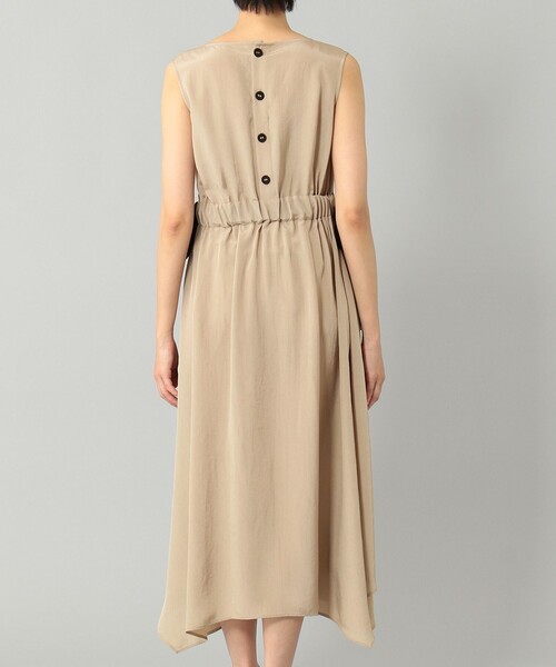 GRACE CONTINENTAL(グレースコンチネンタル)の「【LIFE STYLE WEAR】サテンイージードレス(ワンピース・レディース・ベージュ・36)」の16枚目の写真
