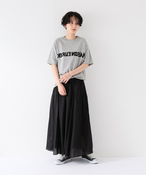 MAISON EUREKA(メゾンエウレカ)の「【MAISON EUREKA/メゾン・エウレカ】FLOCKY ME LOGO Tシャツ(Tシャツ/カットソー・レディース・グレー/ホワイト/イエロー・FREE)」の6枚目の写真