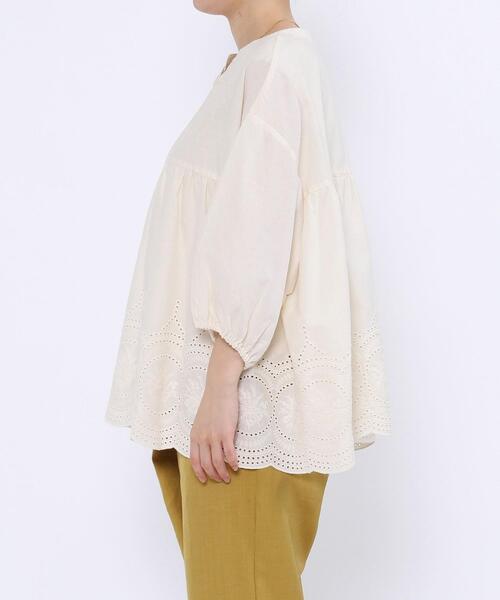 coen（コーエン）の「刺繍スキッパーブラウス（シャツ/ブラウス・レディース・ブラック/オフホワイト/ベージュ・MEDIUM/LARGE）」の18枚目の写真