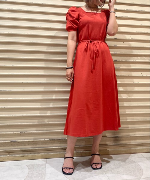 NOMAE(ノーマエ)の「【NOMAE】カットソーギャザースリーブワンピース(ワンピース・レディース・ベージュ/ライトブルー/ブラック/レッド・FREE)」の4枚目の写真