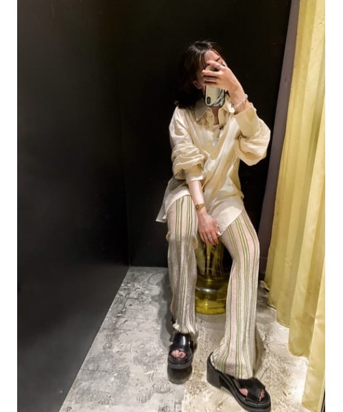 THROW by SLY（スローバイスライ）の「THROW SHIRRING SLEEVE SH シャーリング スリーブ シャツ（シャツ/ブラウス・レディース・ライトブラック/ライトベージュ・FREE）」の19枚目の写真