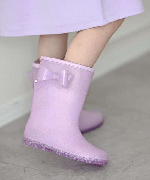 Catherine Cottage（キャサリンコテージ）の「サイドリボン　ラメレインブーツ（レインシューズ・キッズ・サックスブルー/ライラック・23/22/20/18/17/19/21/16）」の2枚目の写真