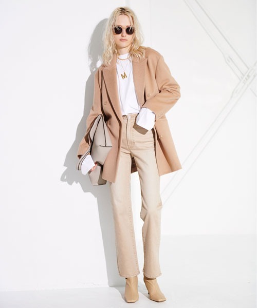 Mila Owen(ミラオーウェン)の「サイドスリットストレートデニムパンツ(デニムパンツ・レディース・ライトブルー/ベージュ/ワインレッド・1/0)」の19枚目の写真