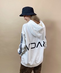 RVCA/ルーカ   ビッグシルエット  ラインテープ柄   バックプリントパーカー/セットアップ対応   BB044-028