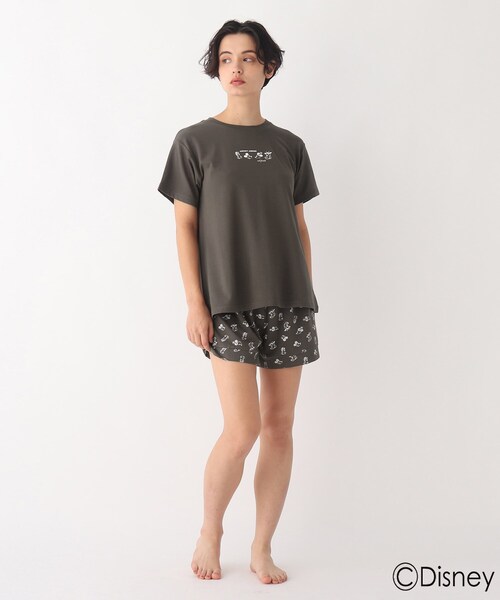 AG by aquagirl(エージーバイアクアガール)の「◆【ミッキー&フレンズ】ワンポイントキャラクターパジャマT 限定アイテム(Tシャツ/カットソー・レディース・オフホワイト/ガンメタ・38)」の16枚目の写真