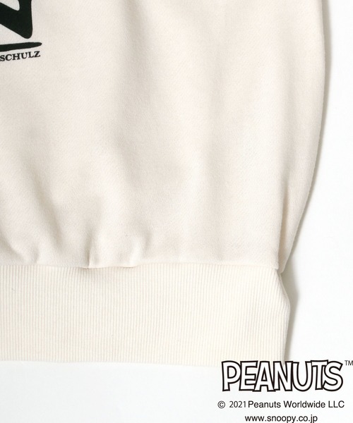 PEANUTS(ピーナッツ)の「SNOOPY PEANUTS/スヌーピーキャラクタープリント スウェットトレーナー(スウェット・レディース・ホワイト/ブラウン/ピンク/ホワイト系その他/ブルーグリーン・M/L)」の20枚目の写真