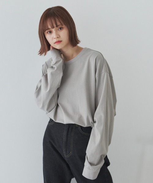 flaner(フラネ)の「ルーズ無地ロンTee【ユニセックス対応】(Tシャツ/カットソー・レディース・ホワイト/ベージュ/グレイッシュベージュ・MEDIUM/LARGE)」の3枚目の写真