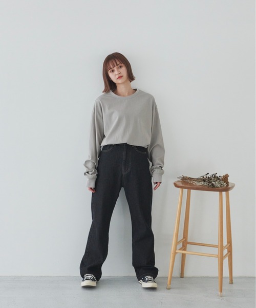 flaner(フラネ)の「ルーズ無地ロンTee【ユニセックス対応】(Tシャツ/カットソー・レディース・ホワイト/ベージュ/グレイッシュベージュ・MEDIUM/LARGE)」の16枚目の写真