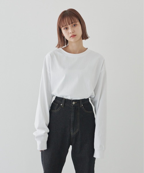 flaner(フラネ)の「ルーズ無地ロンTee【ユニセックス対応】(Tシャツ/カットソー・レディース・ホワイト/ベージュ/グレイッシュベージュ・MEDIUM/LARGE)」の7枚目の写真