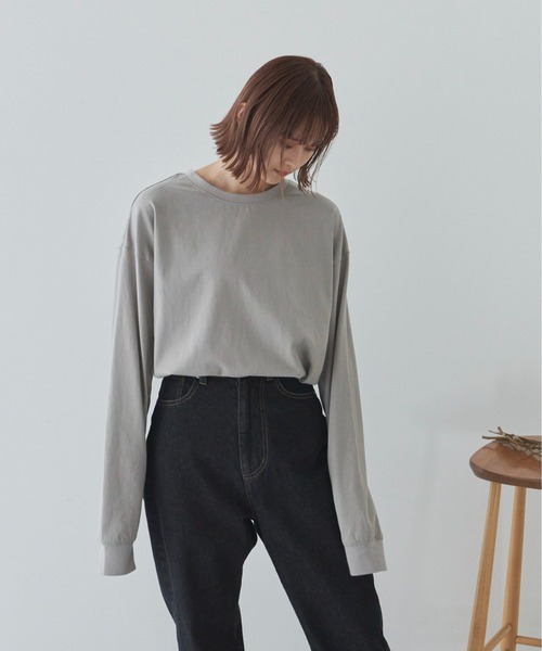 flaner(フラネ)の「ルーズ無地ロンTee【ユニセックス対応】(Tシャツ/カットソー・レディース・ホワイト/ベージュ/グレイッシュベージュ・MEDIUM/LARGE)」の18枚目の写真