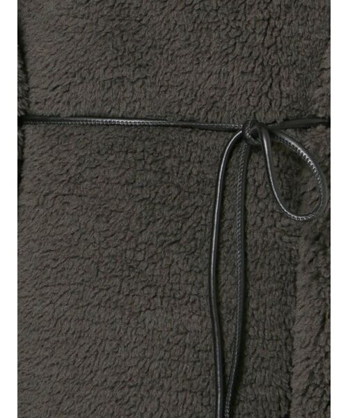 Ungrid（アングリッド）の「ボアノースリポンチョ（ポンチョ・レディース・チャコールグレー/モカ・FREE）」の7枚目の写真