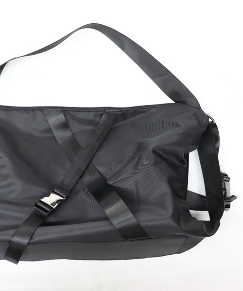 LVEU.（ラブユ.）の「Buckle design bag / バックルデザインバッグ（ショルダーバッグ・レディース・ブラック・FREE）」の15枚目の写真