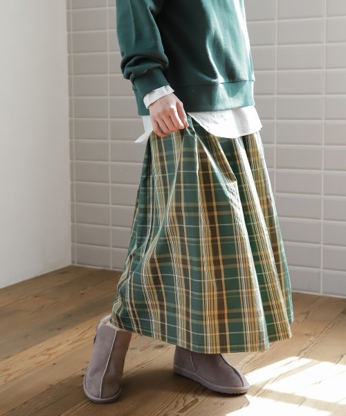 studio CLIP（スタディオクリップ）の「タックフレアアソートスカート（スカート・レディース・その他1/その他2/ブラック・MEDIUM/LARGE）」の2枚目の写真