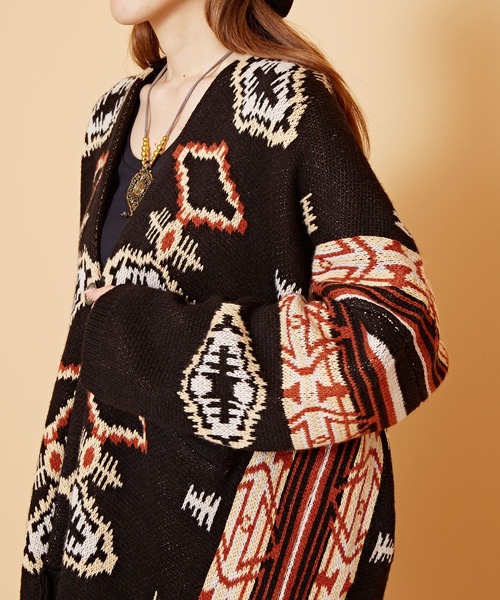 チャイハネ(チャイハネ)の「【チャイハネ】ネイティブ柄ニットフリンジカーディガン(カーディガン/ボレロ・レディース・ベージュ/ネイビー/ブラウン/ターコイズブルー/ブラック・FREE)」の11枚目の写真