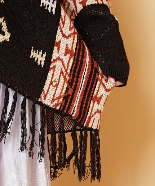 チャイハネ(チャイハネ)の「【チャイハネ】ネイティブ柄ニットフリンジカーディガン(カーディガン/ボレロ・レディース・ベージュ/ネイビー/ブラウン/ターコイズブルー/ブラック・FREE)」の14枚目の写真