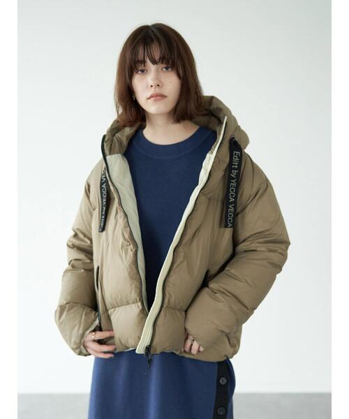 YECCA VECCA（イェッカヴェッカ）の「グリーンダウンZIPフーディー