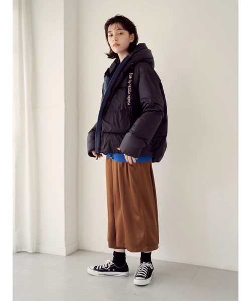 YECCA VECCA（イェッカヴェッカ）の「グリーンダウンZIPフーディー＊（ダウンジャケット/コート・レディース・ブラック/ブラウン/キャメル・FREE）」の10枚目の写真