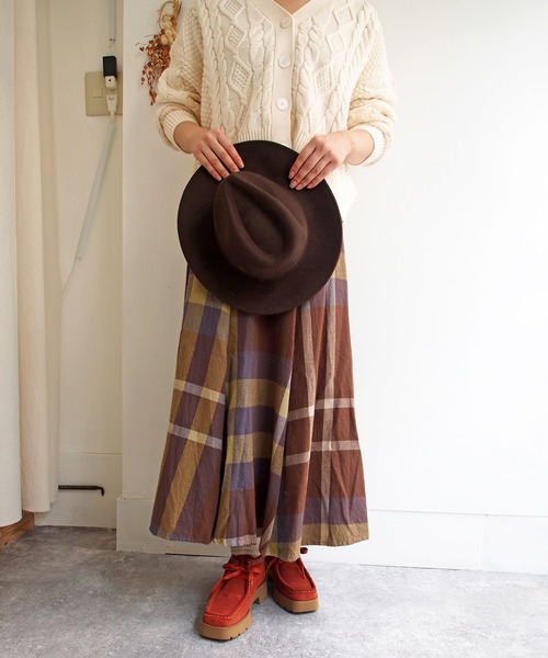 あしながおじさん（アシナガオジサン）の「厚底チロリアンシューズ　-6701275（モカシン/デッキシューズ・レディース・ベージュ/レッド/ブラック・23.0cm/22.5cm/23.5cm/24.0cm/24.5cm）」の11枚目の写真