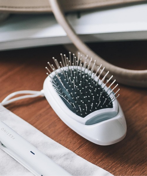 BIRTHDAY BAR（バースデイバー）の「【FESTINO フェスティノ】イオンケア クイックブラシ（ヘアブラシ・レディース・ホワイト/ピンク/ベージュ・フリー）」の4枚目の写真