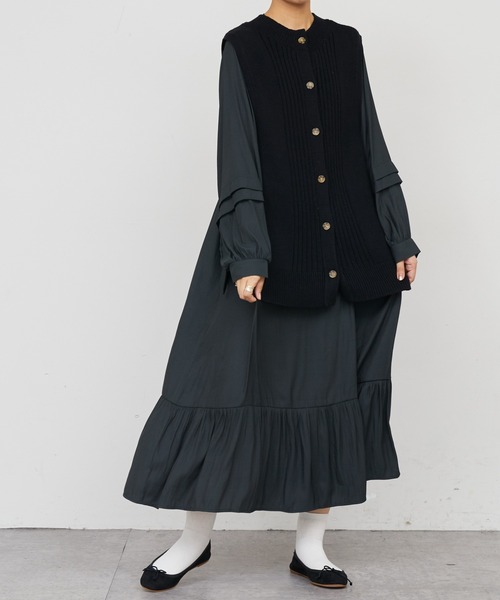 BONbazaar（ボンバザール）の「《2点セット、マルチスタイリング》ニットベスト＆ワンピース（ワンピース・レディース・アイボリー/ブラック/ベージュ・FREE）」の4枚目の写真