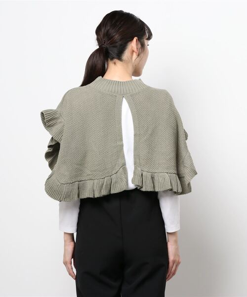 ehka sopo（エヘカソポ）の「ケーブルフリルベスト（ベスト・レディース・ベージュ/グリーン/キナリ・ﾌﾘ-）」の4枚目の写真