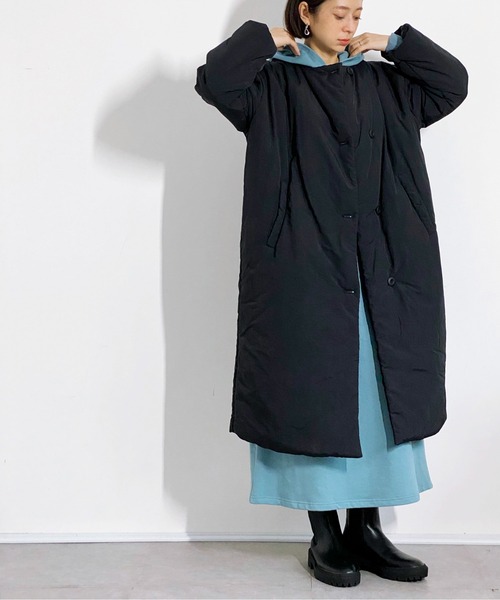 ottilie(オティーリエ)の「2WAY ボリュームコート(ダウンジャケット/コート・レディース・ブラック/ベージュ/アイボリー・FREE)」の7枚目の写真