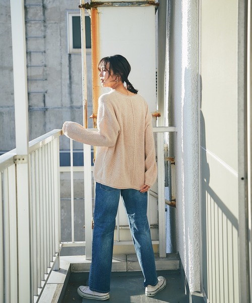 RIVE DROITE（リヴドロワ）の「表情のある編み目が魅力の一枚　ヘリンボンVネックニット（ニット/セーター・レディース・ベージュ/オフホワイト・FREE）」の20枚目の写真