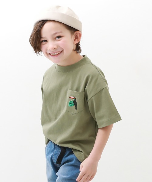 devirock（デビロック）の「BIGシルエットロゴ刺繍Tシャツ（Tシャツ/カットソー・キッズ・ネイビー/イエロー系その他/ダークオリーブ/ブルー系その他/ブラック/ベージュ/オフホワイト/グレー系その他/モカ/ライトカーキ/ライトブラウン/ブラック系その他/ホワイト/グリーン系その他・150cm/120cm/140cm/130cm/100cm/160cm/110cm）」の10枚目の写真