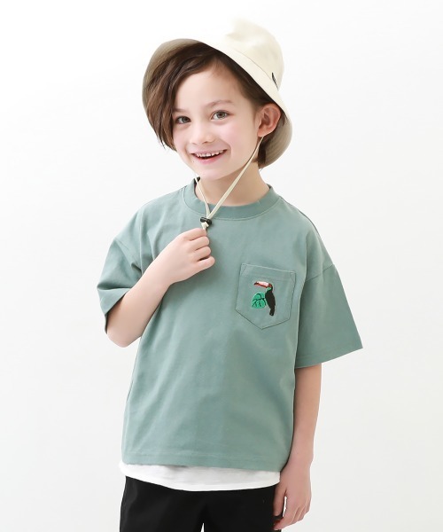 devirock（デビロック）の「BIGシルエットロゴ刺繍Tシャツ（Tシャツ/カットソー・キッズ・ネイビー/イエロー系その他/ダークオリーブ/ブルー系その他/ブラック/ベージュ/オフホワイト/グレー系その他/モカ/ライトカーキ/ライトブラウン/ブラック系その他/ホワイト/グリーン系その他・150cm/120cm/140cm/130cm/100cm/160cm/110cm）」の13枚目の写真