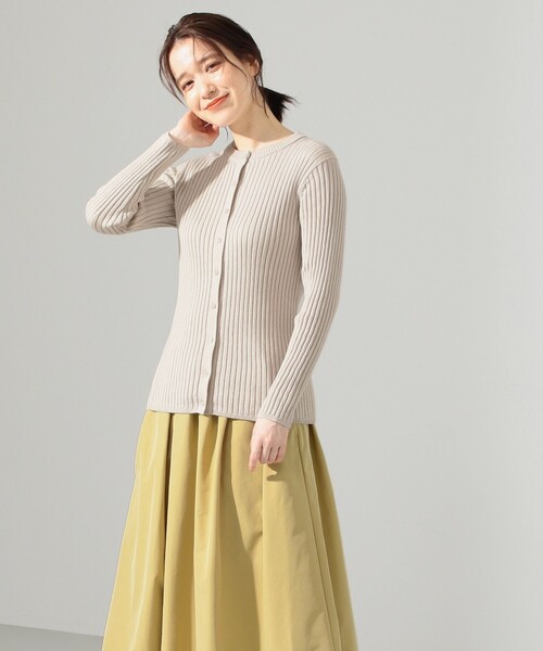 SHARE PARK(シェアパーク)の「リブクルーネックカーディガン(ニット/セーター・レディース・ベージュ系/アイボリー系/ネイビー系/サックスブルー系・1)」の9枚目の写真