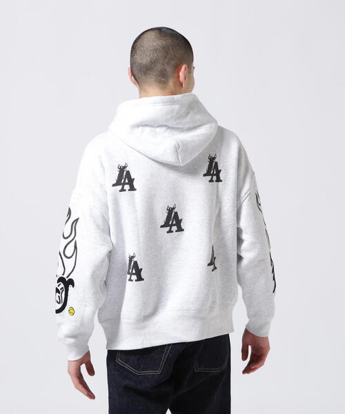 STUD MUFFIN（スタッドマフィン）の「STUD MUFFIN/スタッドマフィン/LA LETTERED BIG PK（パーカー・メンズ・ブラック/グレー・2/3/4）」の10枚目の写真