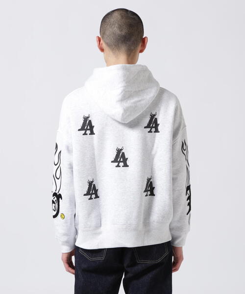 STUD MUFFIN（スタッドマフィン）の「STUD MUFFIN/スタッドマフィン/LA LETTERED BIG PK（パーカー・メンズ・ブラック/グレー・2/3/4）」の14枚目の写真