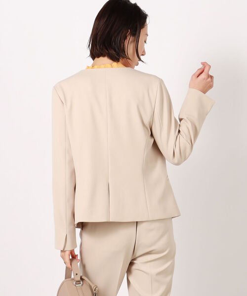 NOLLEY’S（ノーリーズ）の「ウォッシャブルダブルクロスジャケット（ノーカラージャケット・レディース・ベージュ/ネイビー・40/38/36）」の14枚目の写真
