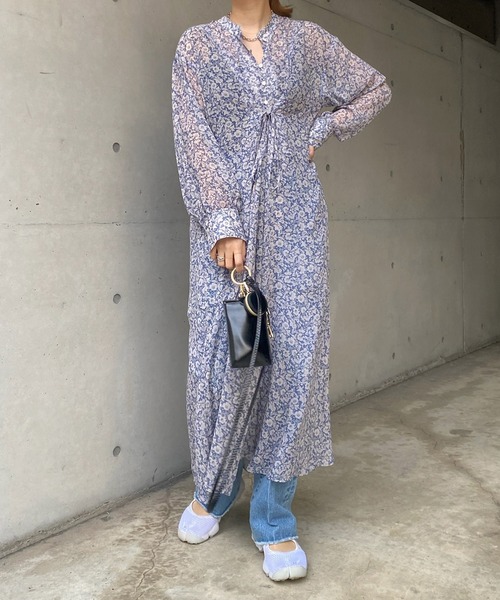 DouDou(ドゥドゥ)の「フラワープリントワンピース(ワンピース・レディース・ブラック/ブルー・FREE)」の14枚目の写真