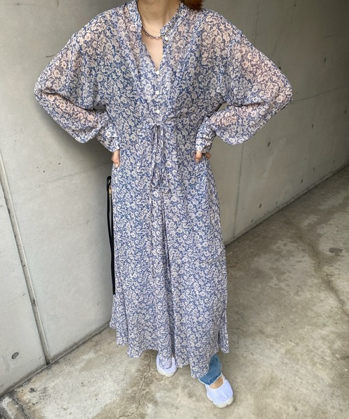 DouDou(ドゥドゥ)の「フラワープリントワンピース(ワンピース・レディース・ブラック/ブルー・FREE)」の20枚目の写真